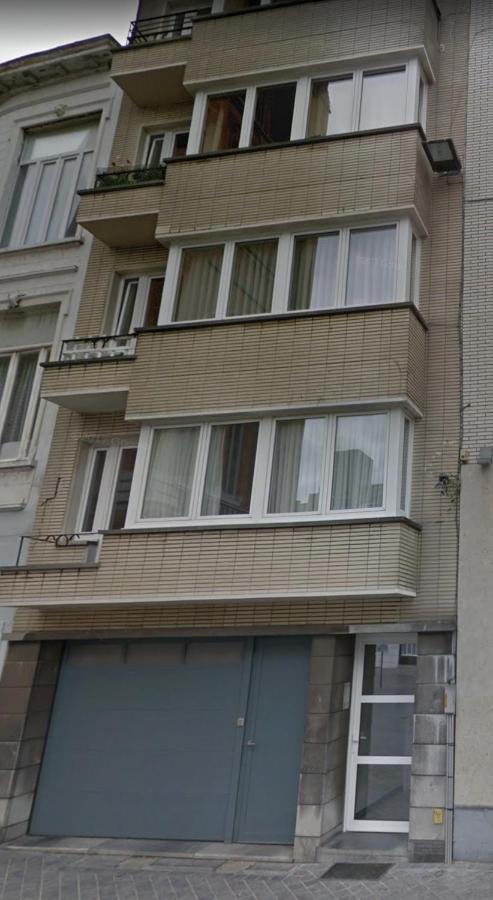 Modern Apartment With Free Parking Остенде Екстериор снимка
