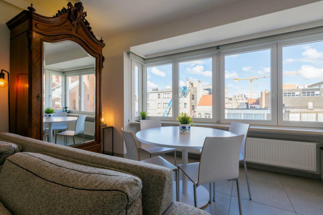 Modern Apartment With Free Parking Остенде Екстериор снимка