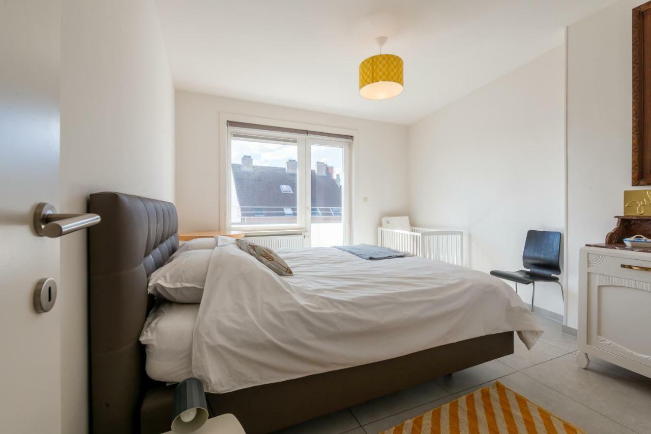 Modern Apartment With Free Parking Остенде Екстериор снимка